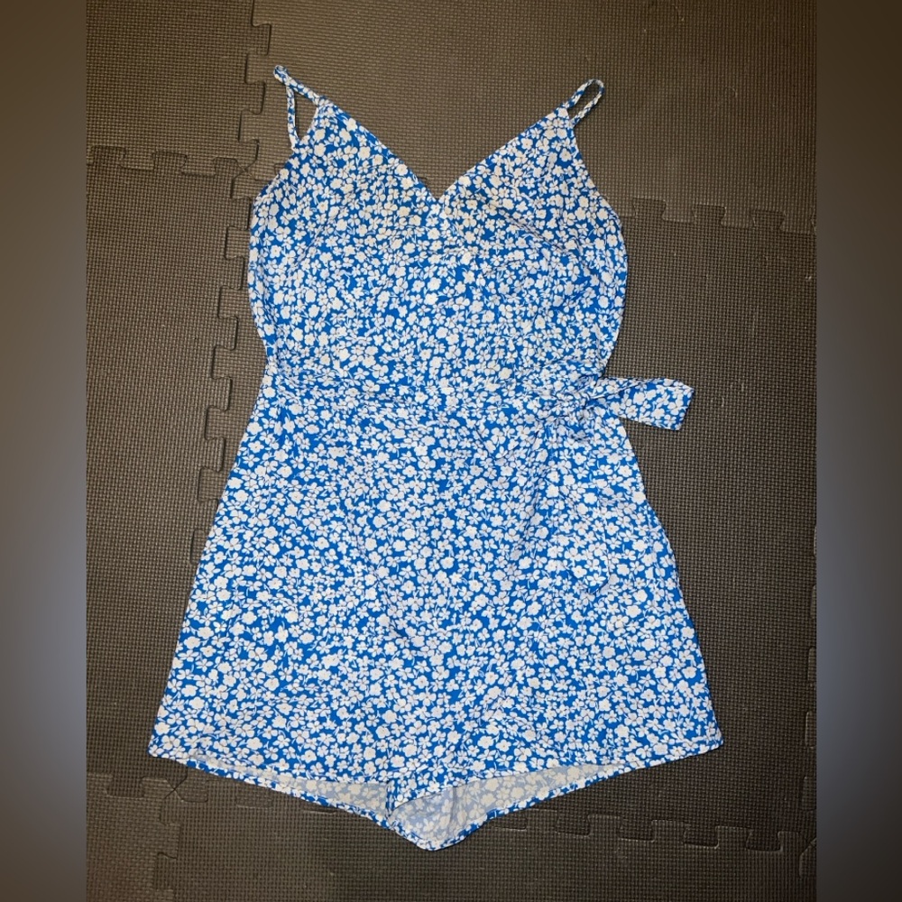 Romper size small